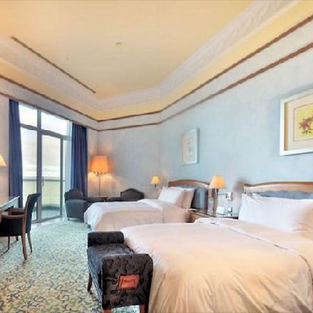 Empire Hotel And Country Club Brunei Bandar Seri Begawan Eksteriør bilde